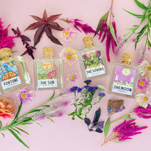 Load image into Gallery viewer, Tarot Card Reed Diffuser