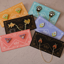 Load image into Gallery viewer, Enamel Collar Pins